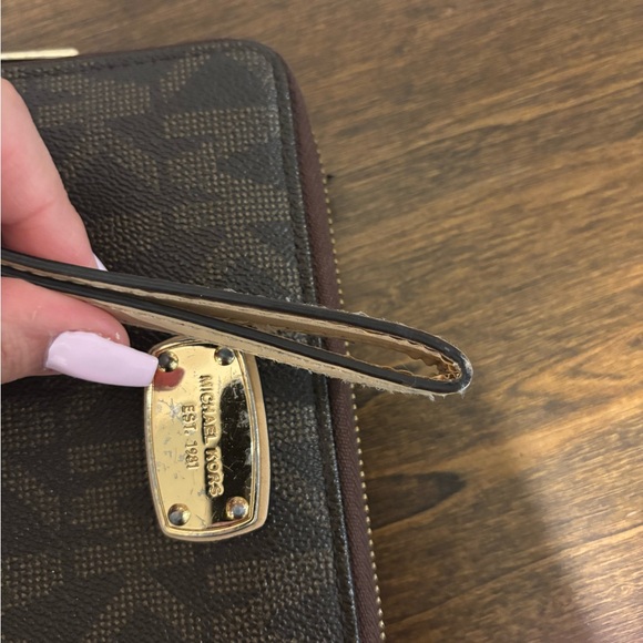 Michael Kors Brown Wristlet Wallet - Picture 12 of 12